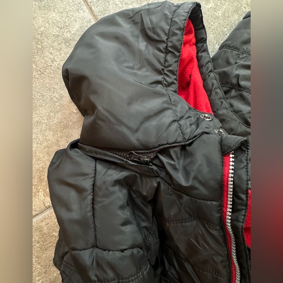 Tommy Hilfiger fleece lining boys size 4 puffer black Jacket pre owned - Picture 7 of 7